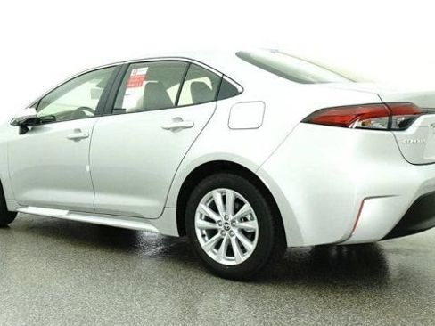 New 2026 Toyota Corolla Hybrid Sedan FWD image 20