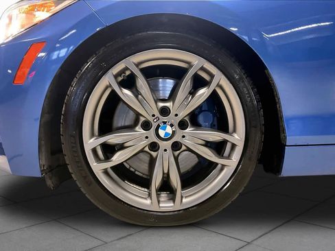 Used 2016 BMW M235i Convertible RWD image 9