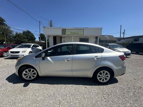 Used 2016 Kia Rio LX FWD image 2