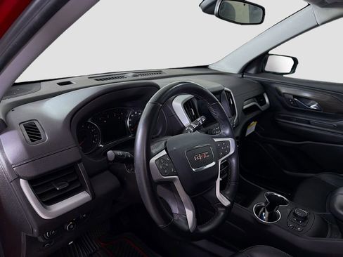 Used 2023 GMC Terrain SLT w/ Elevation Edition image 10