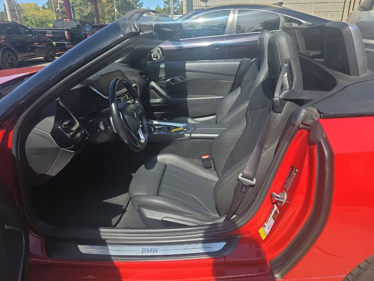 Used 2020 BMW Z4 sDrive30i w/ Convenience Package RWD image 5