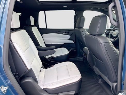 New 2026 Chevrolet Traverse High Country w/ LPO, Floor Liner Package image 30