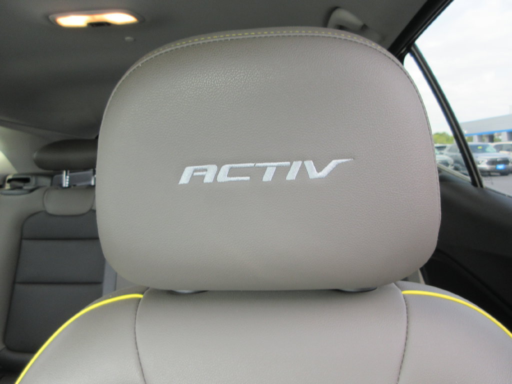 Used 2025 Chevrolet Trax ACTIV w/ Driver Confidence Package FWD image 21