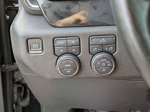 Used 2024 Chevrolet Silverado 1500 RST w/ Convenience Package II AWD/4WD image 30
