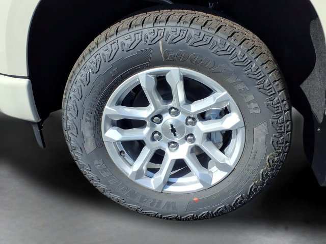 New 2026 Chevrolet Silverado 1500 RST w/ Safety Package AWD/4WD image 16