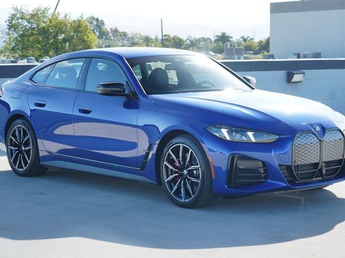 New 2026 BMW i4 eDrive40 w/ M Sport Package RWD image 3