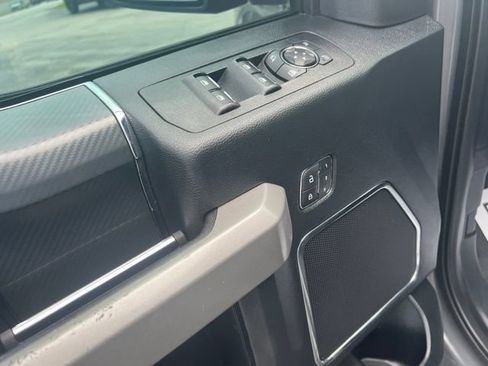 Used 2020 Ford F150 Lariat AWD/4WD image 9
