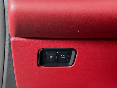 New 2026 Porsche Macan 4 Electric image 11