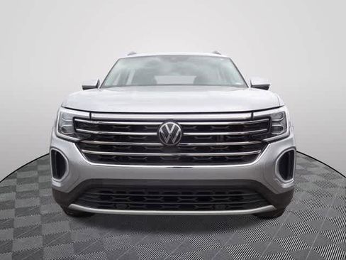 Used 2024 Volkswagen Atlas SE AWD/4WD image 5