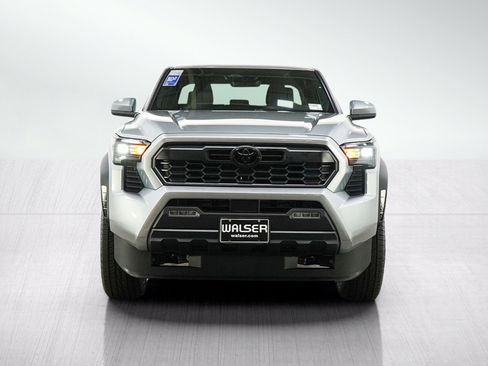 Used 2026 Toyota Tacoma TRD Off-Road AWD/4WD image 11