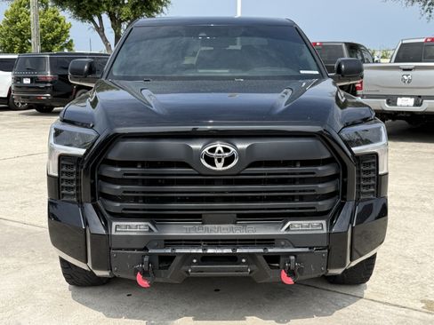 Used 2025 Toyota Tundra SR5 w/ SR5 Convenience Package AWD/4WD image 10