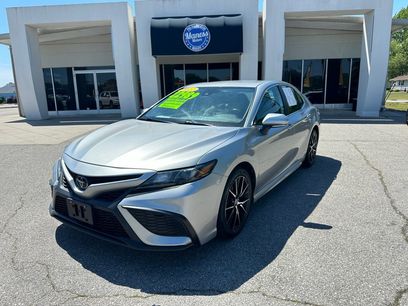 Used 2022 Toyota Camry SE