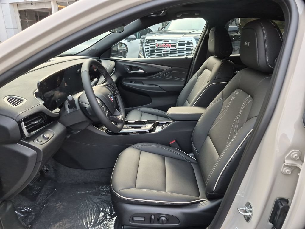 New 2026 Buick Envista Sport Touring w/ Studio Series FWD image 17