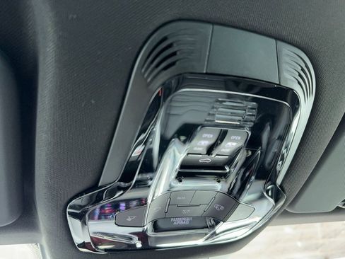 New 2025 Alfa Romeo Tonale w/ Premium Package image 31