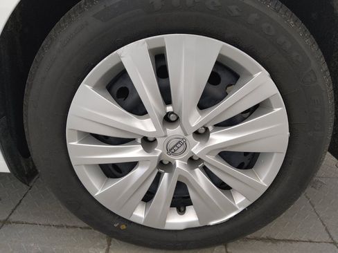 Used 2024 Nissan Sentra S FWD image 31