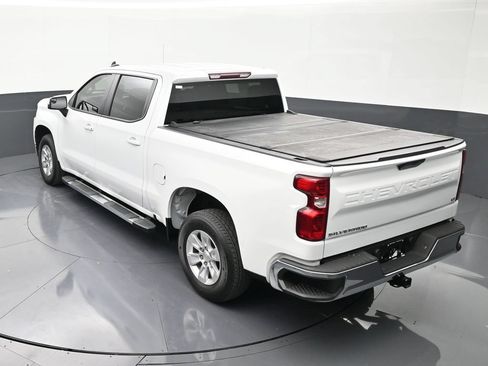 Used 2021 Chevrolet Silverado 1500 LT RWD image 14