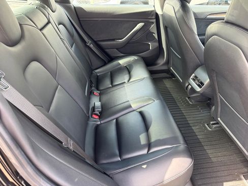 Used 2021 Tesla Model 3 image 21