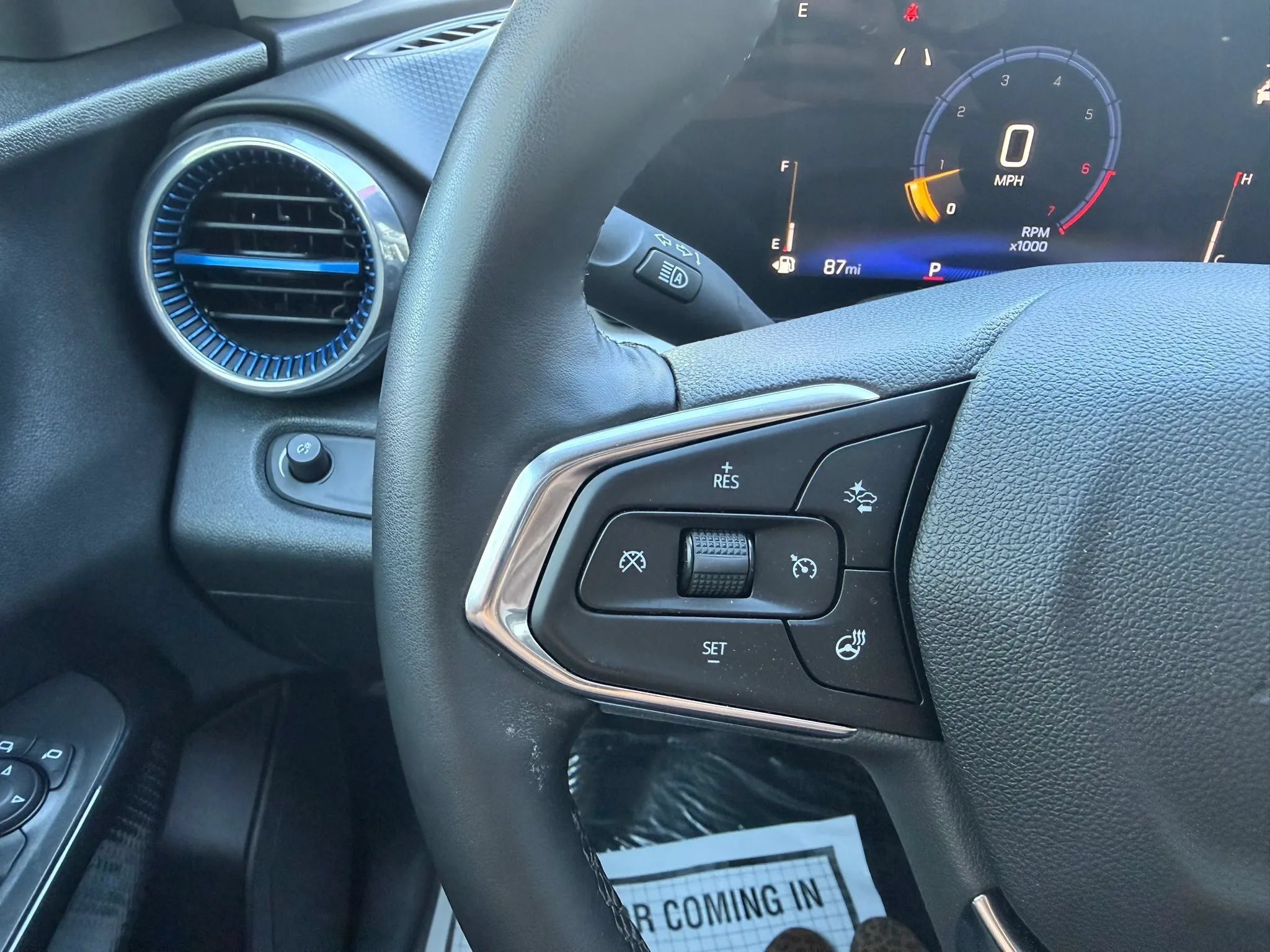 Used 2025 Chevrolet Trax LT w/ Driver Confidence Package FWD image 21