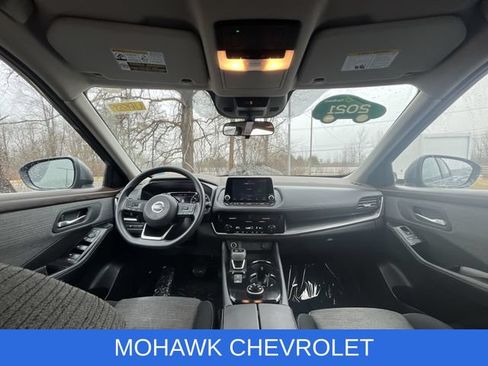 Used 2021 Nissan Rogue SV AWD/4WD image 15