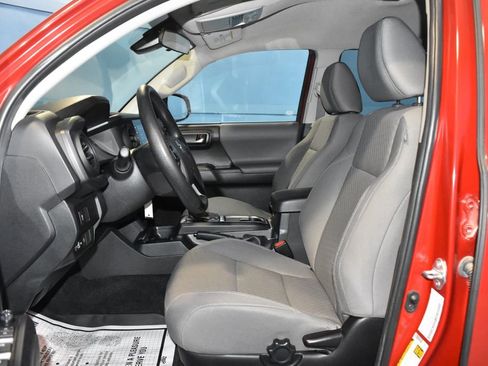 Used 2023 Toyota Tacoma SR image 6