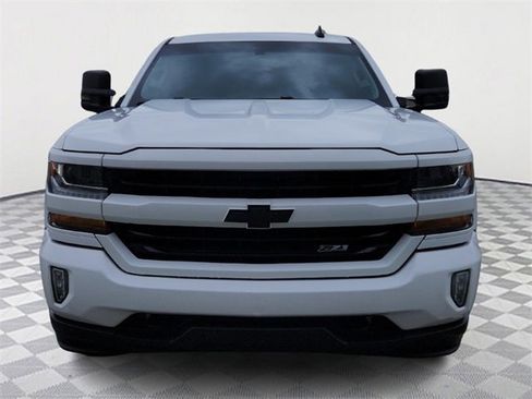 Used 2018 Chevrolet Silverado 1500 LT w/ All Star Edition image 2