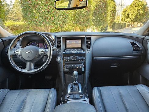 Used 2017 INFINITI QX70 2WD image 13