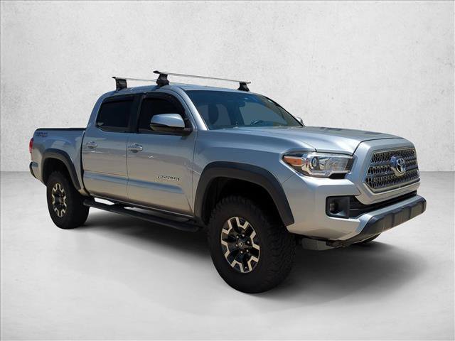 Certified 2017 Toyota Tacoma TRD Off-Road w/ Tow Package RWD image 3