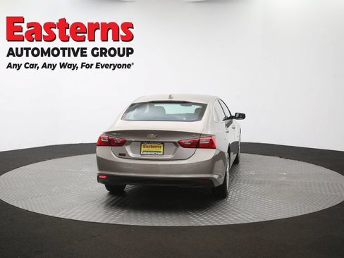 Used 2025 Chevrolet Malibu LT FWD image 38