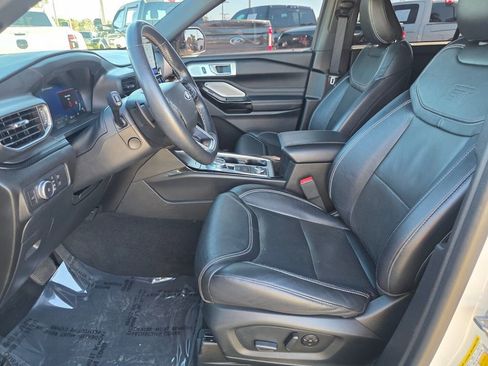 Used 2022 Ford Explorer ST w/ Equipment Group 401A image 24
