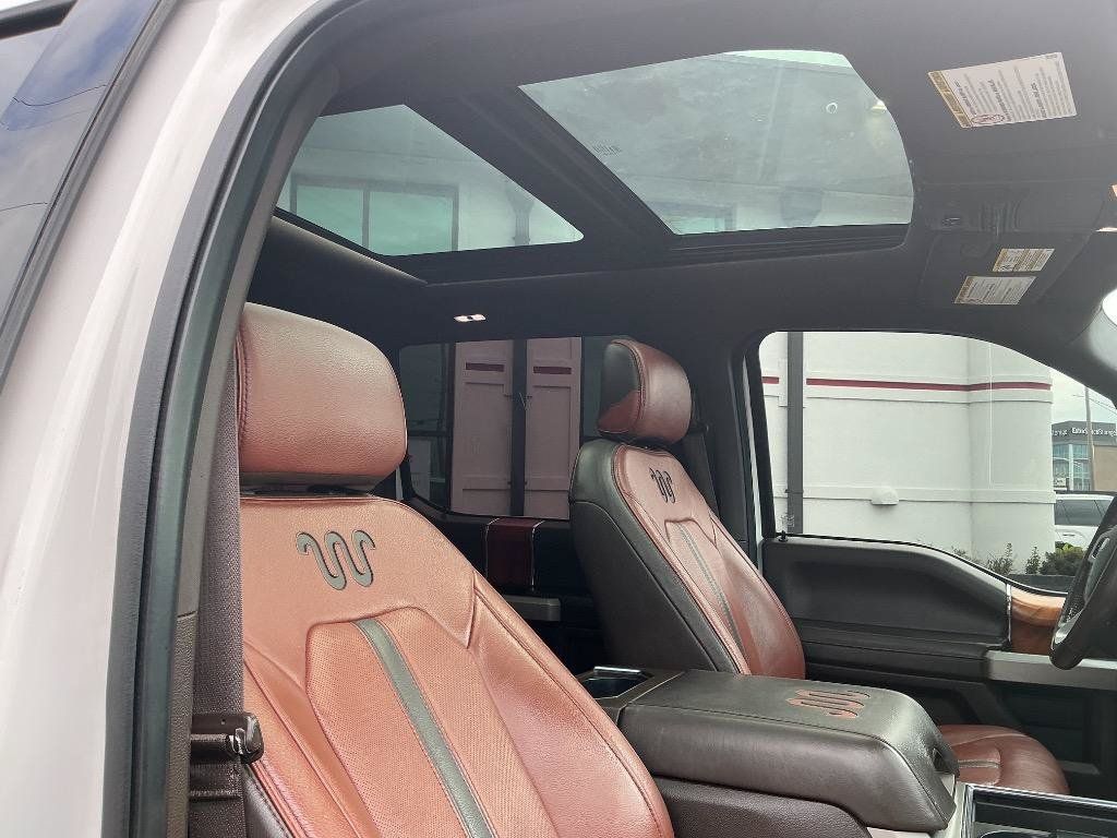 Used 2018 Ford F250 King Ranch w/ King Ranch Ultimate Package AWD/4WD image 11