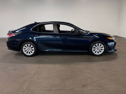 Used 2020 Toyota Camry LE FWD image 2