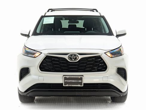 Used 2022 Toyota Highlander L image 30