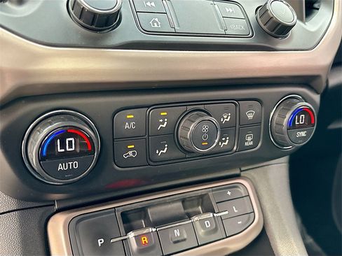 Used 2020 GMC Acadia Denali w/ LPO, Floor Liner Package image 16