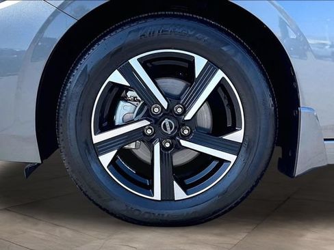 Certified 2025 Nissan Sentra SV w/ All-Weather Package FWD image 31