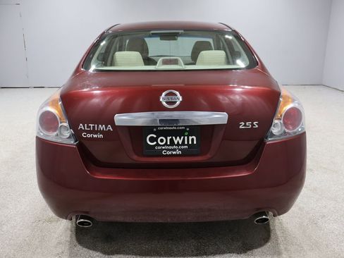 Used 2011 Nissan Altima 2.5 S image 3