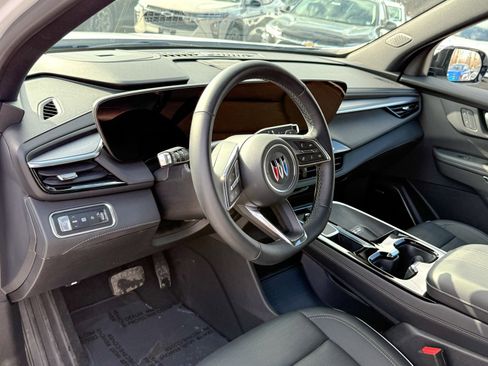 Certified 2025 Buick Enclave Sport Touring image 14