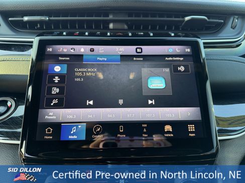 Used 2024 Jeep Grand Cherokee Trailhawk image 14