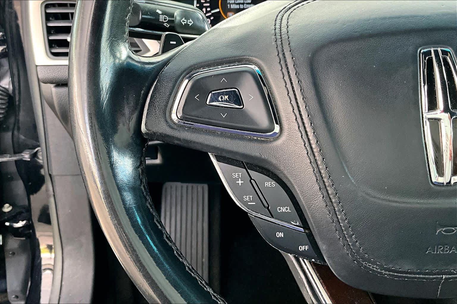 Used 2017 Lincoln MKZ Reserve FWD image 24