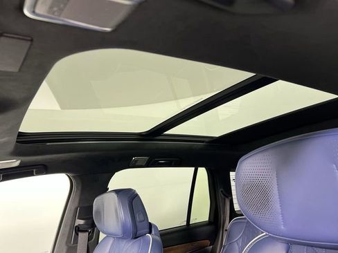 Used 2026 Cadillac Vistiq Premium Luxury AWD/4WD image 18