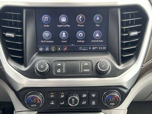 Used 2023 GMC Acadia SLT AWD/4WD image 11