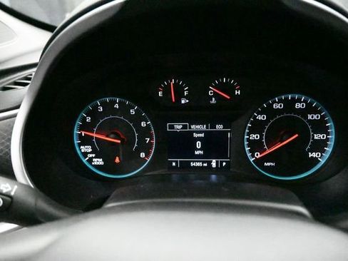 Used 2025 Chevrolet Malibu LT FWD image 23