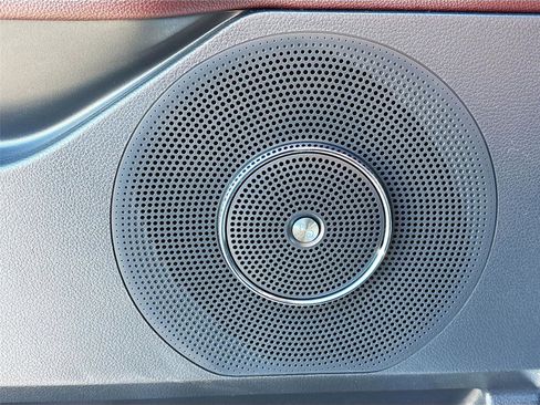 Used 2023 Ford Expedition Max Limited image 22