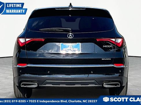 Used 2023 Acura MDX SH-AWD w/ Technology Package image 3