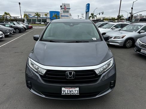 Used 2024 Honda Odyssey EX-L image 3