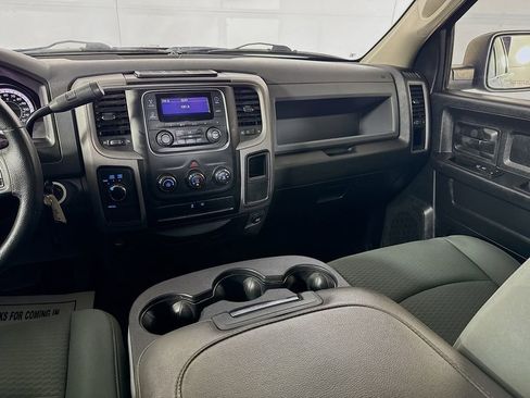 Used 2014 RAM 1500 Express image 24