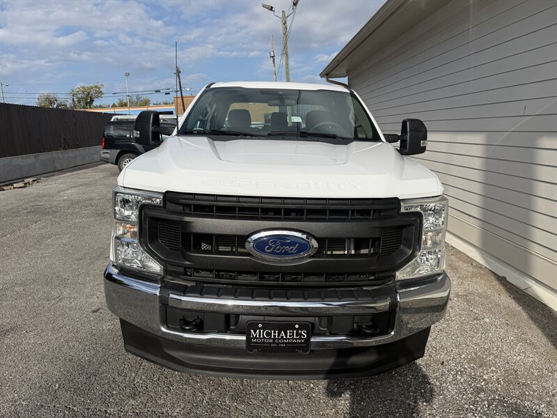 Used 2022 Ford F250 XL w/ Power Equipment Group AWD/4WD image 3