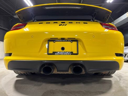 Used 2018 Porsche 911 Carrera S image 4