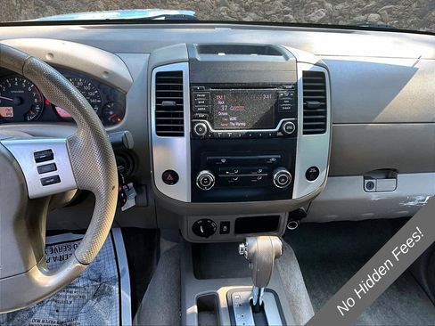 Used 2016 Nissan Frontier SV AWD/4WD image 6