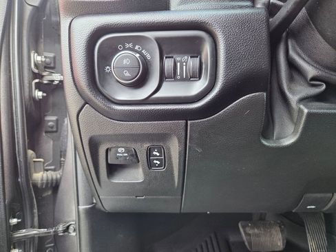 Used 2019 RAM 1500 Rebel w/ Rebel Level 1 Equipment Group AWD/4WD image 12