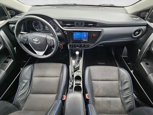 Used 2019 Toyota Corolla SE FWD image 16